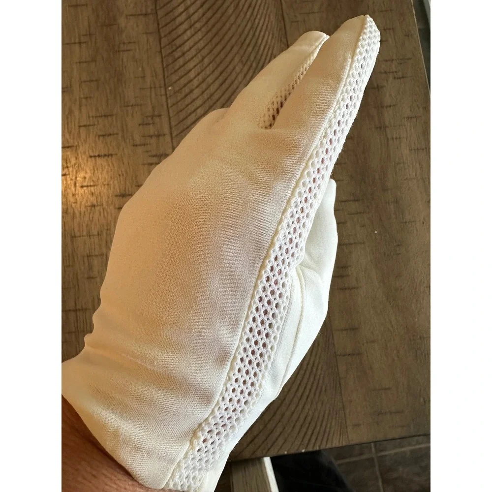 Vintage 1950s/60s Evening Set: Silver Metallic Clutch&2 Pairs White Dress Gloves